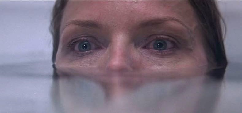 What Lies Beneath (2000)